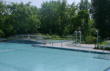 Foto vom Schwimmbecken im Kinderbad Monbijou